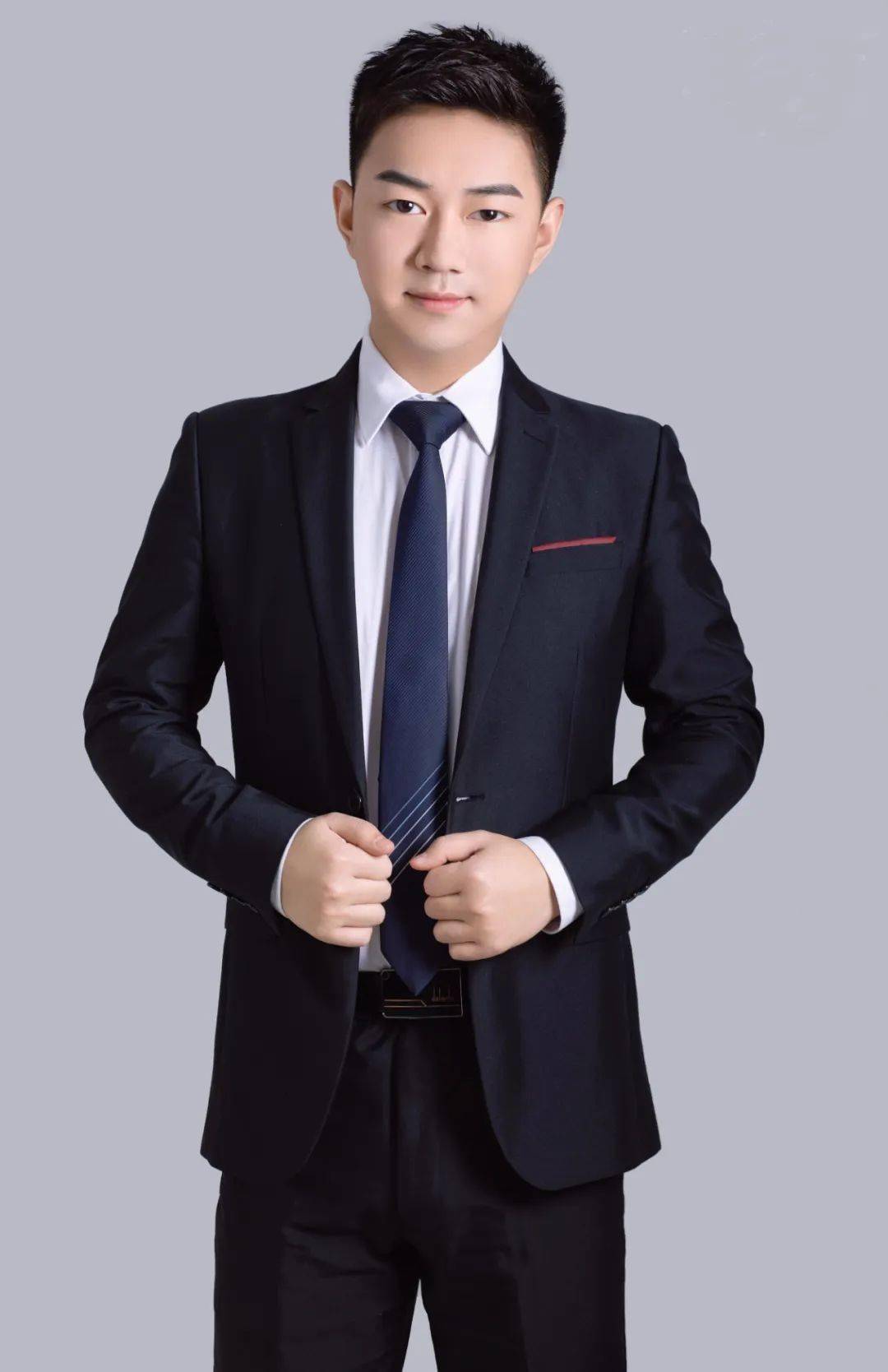 徐冠宏 调色与视觉增强负责人